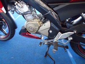 undercowl + pedal persneling yang masih sama