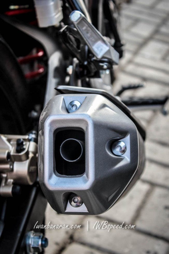 Honda-new-CB150R-facelift-33.jpg image