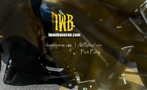 mesin SOHC 150cc tertutup half fairing dengan tuas persneling mode congkel