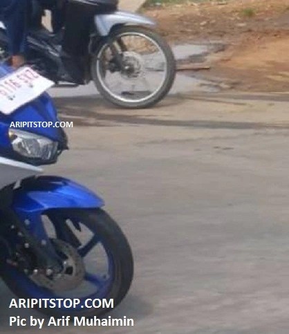 headlamp-aerox.jpg image