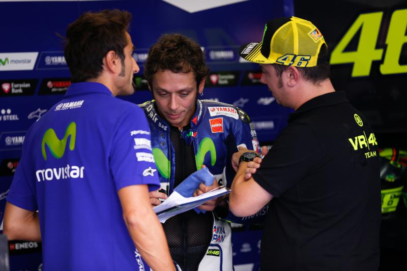 001_46-rossi__gp_3535.middle