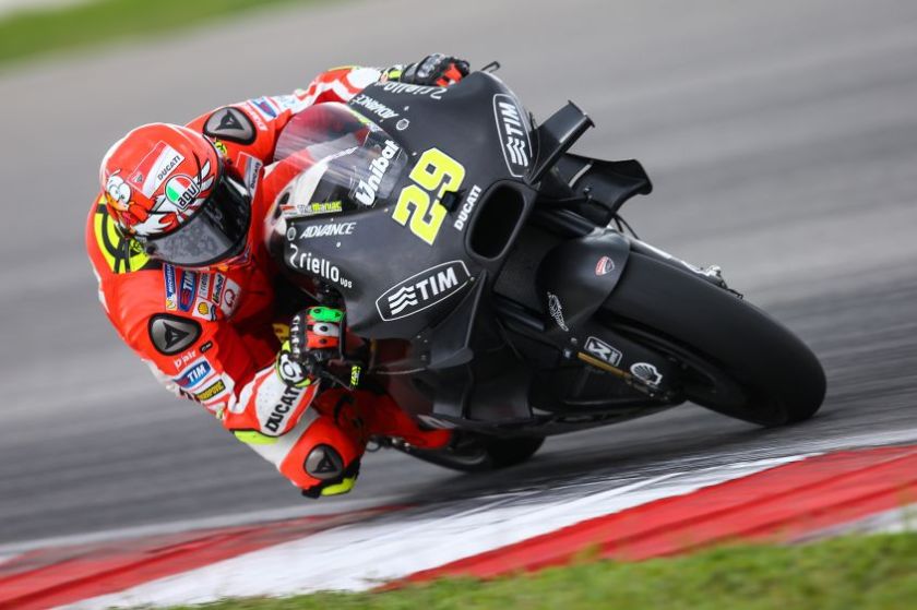 MotoGP-Test-Sepang-2016-Iannone-sulla-GP16.jpg