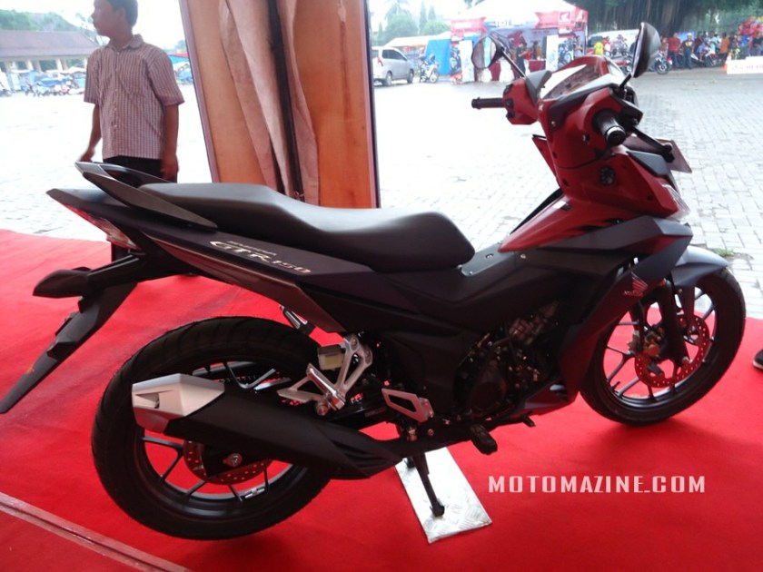 PicsArt_06-18-09.46.17.jpg image