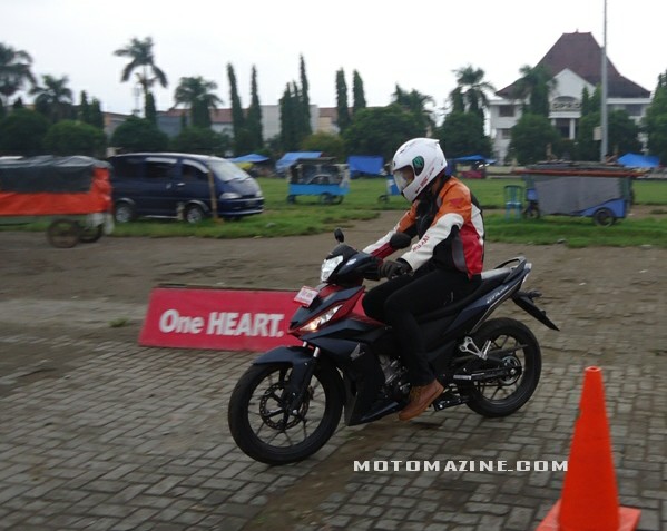 PicsArt_06-19-12.45.43.jpg image