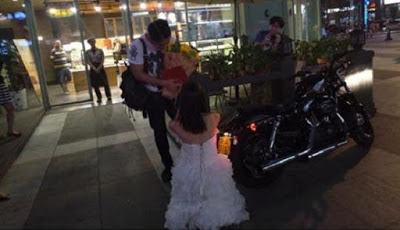 Wanita+lamar+kekasih.jpg image