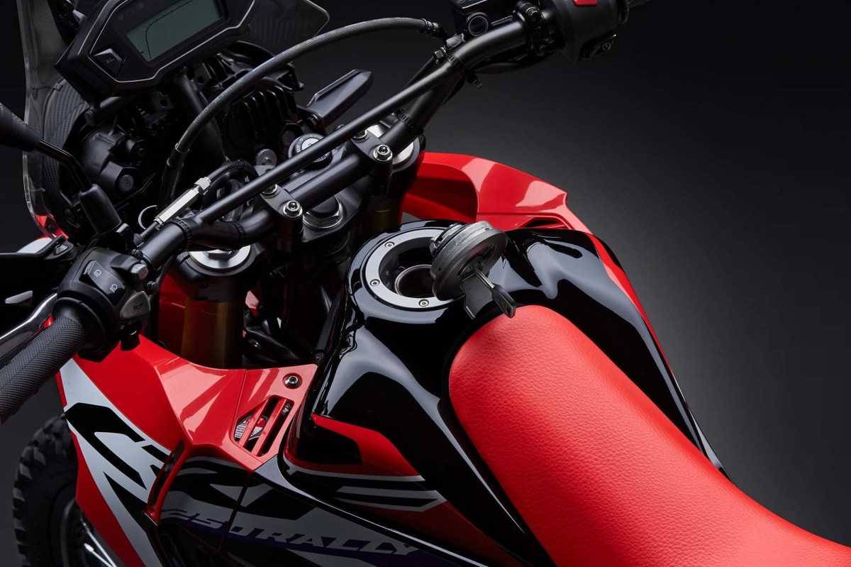 Inilah Spesifikasi dan Kelebihan Honda CRF250Rally. Awas Keracunan…!!!