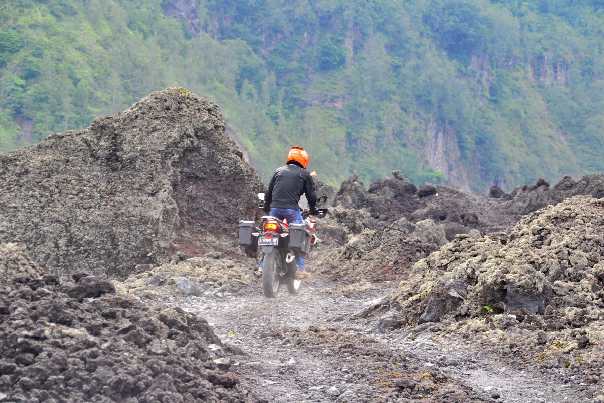 First Ride Impression Kawasaki Versys-X250. Handling Mengejutkan dari Sebuah Adventure&nbsp;Bike..!!!