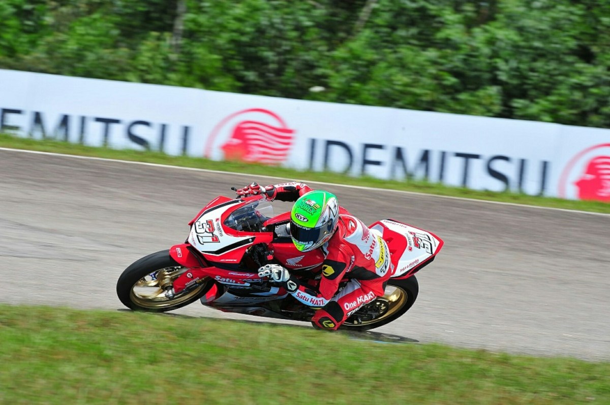 Dua Pebalap AHRT Tebar Performa Boyong Podium di Dua Kelas Berbeda Balap Perdana ARRC&nbsp;2017
