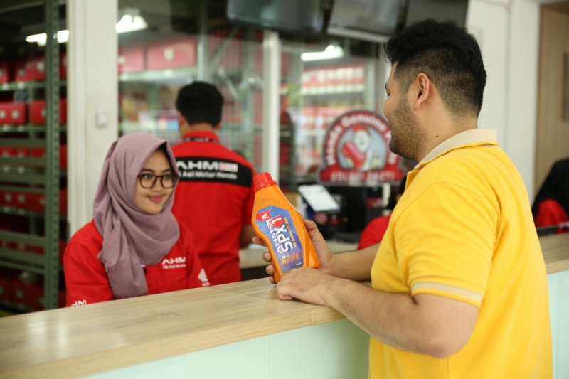 AHM Luncurkan Pelumas Resmi Terbaru Honda. Berikut Jenis dan Daftar&nbsp;Harganya