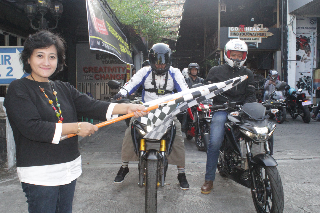 Meriahnya Kultur Sekaligus Bagi Takjil SUGOI Chapter Madiun bareng 86 Production. Ini Baru Berbagi… 