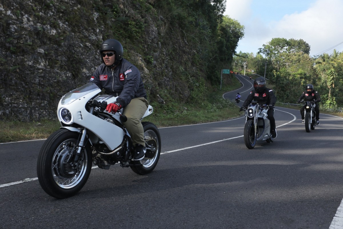 3 All New Honda CBR250RR Garapan Modifikator Honda Dream Ride Project ini Jelajahi Yogyakarta Pamerkan&nbsp;Kegagahannya