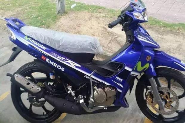 bebek-2-tak-edisi-khusus-yamaha-resmi-luncurkan-125zr-movistar-dko.jpg