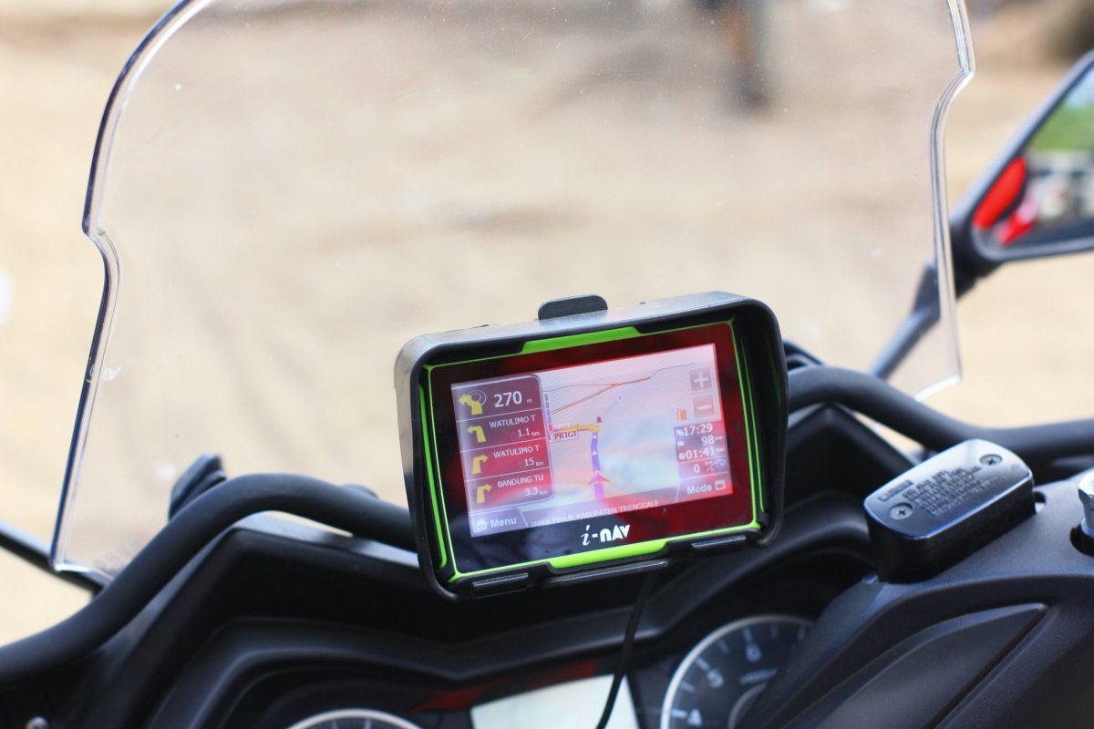 MAXIYAMAHADAY Sukses Ubah Pantai Prigi Jadi Lautan NMAX. Pokoke Gaspolll…!!!