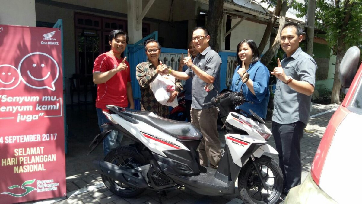Jajaran Petinggi Honda ikut Kirim Motor Konsumen guna Peringati Hari Pelanggan Nasional (4&nbsp;September)