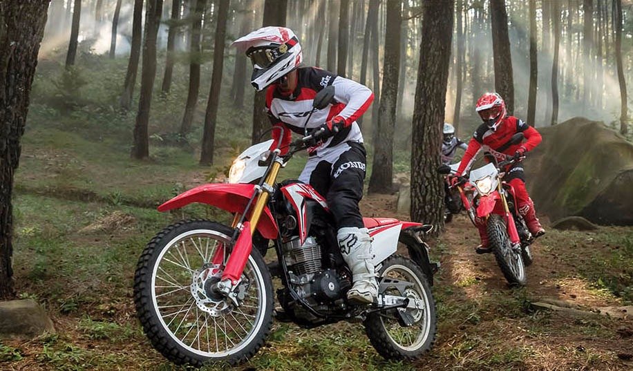 Honda CRF150L Resmi dirilis. Paket Lengkap dengan Suspensi USD Seharga Rp 31,8&nbsp;Juta