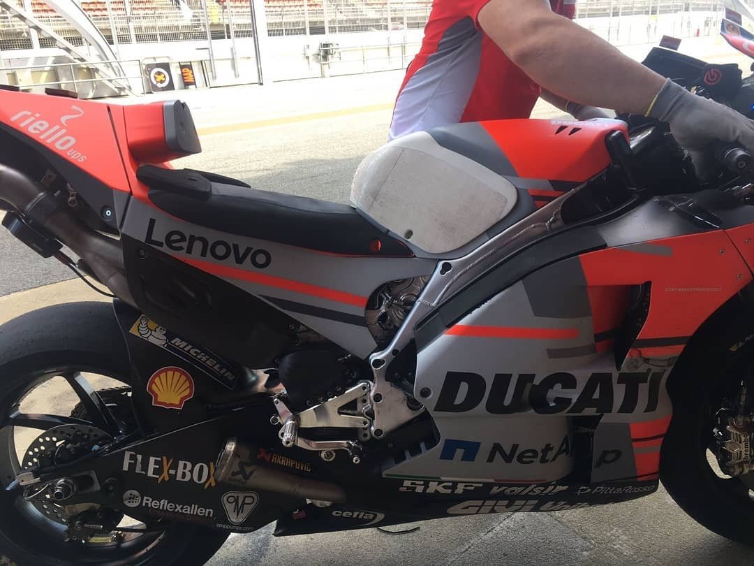 Ducati Revisi Fairing Dan Tangki Pada GP18 Lorenzo Jawaban Sebelum