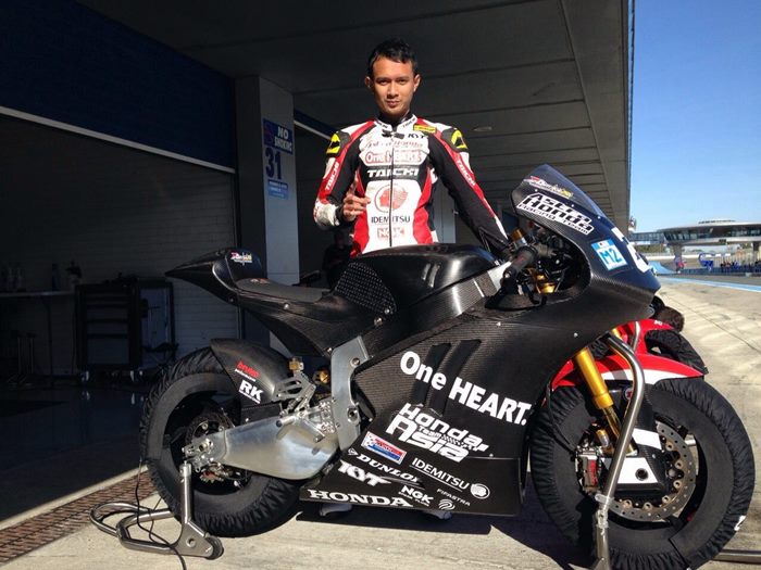 Dimas Ekky Pratama bakal Turun di ajang Moto2 GP Catalunya bareng AHRT. Semangat&nbsp;Cak!