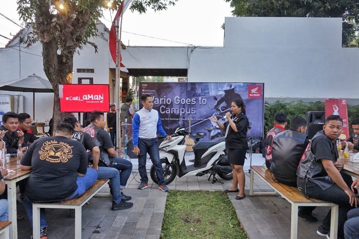 Vario Goes to Kampus, Ajak 140 Mahasiswa dan Komunitas Honda di Jatim untuk Seru-seruan&nbsp;Bareng