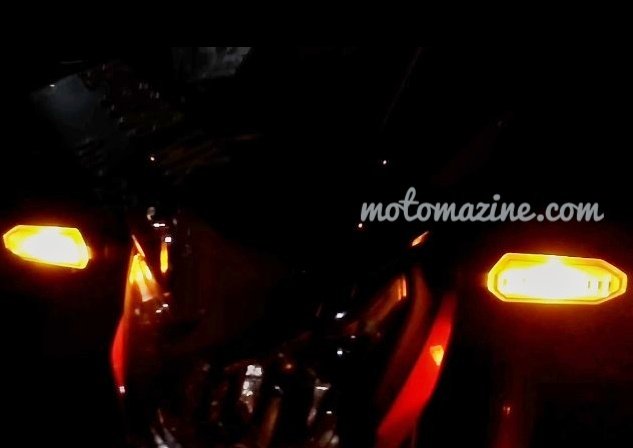 Begini Gampangnya Sulap Lampu Sein CB150R jadi Hazard. Cari Aman&nbsp;Cak!