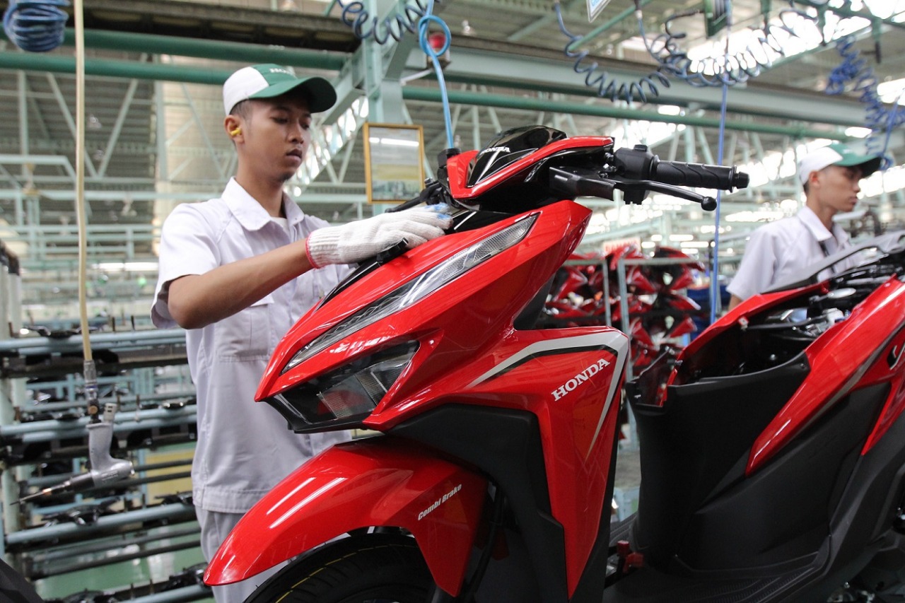 Vario Hadir dengan Warna Baru. Ada Matte Blue-nya 