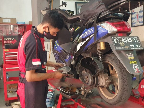 Wajib Tahu Stsj Bagikan Tips Tanda V Belt Matic Harus Diganti Motomazine