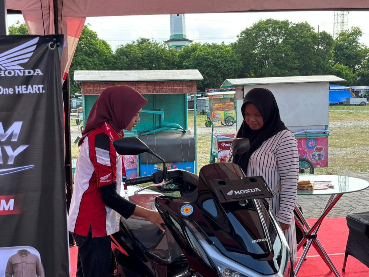 Meriah Pol! Honda Premium Matic Day Ponorogo Padat&nbsp;Pengunjung